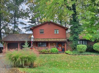 6101 Whitman Rd, Columbus, OH 43213