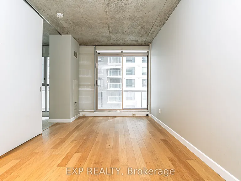 179 George St #505 — Photo 6
