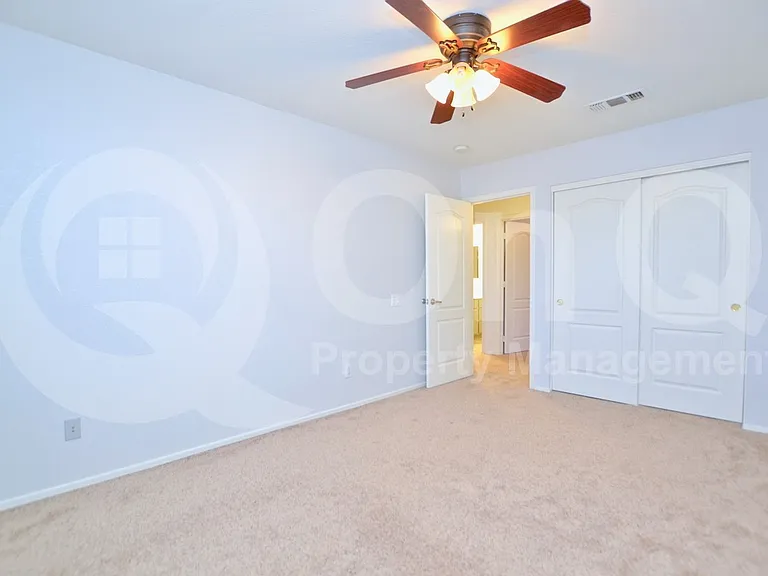 6629 W Rose Garden Ln — Photo 3