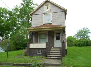 1024 Emerson Ave, Farrell, PA 16121