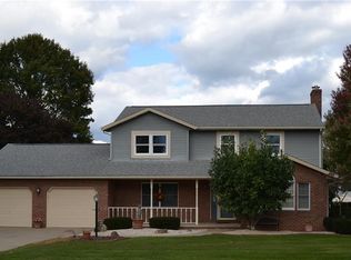 3472 Cornwall Dr NW, Canton, OH 44708