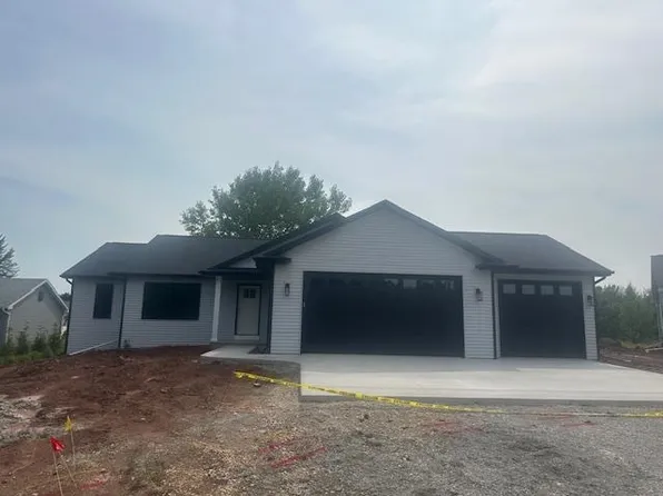 N8902 Wildflower Ln, Brillion, WI 54110