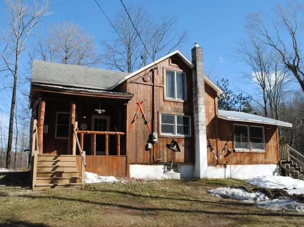 47 Railroad St, Altmar, NY 13302