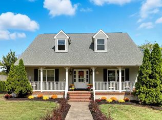 706 E Shore Rd, Pasadena, MD 21122