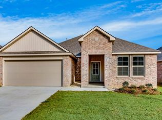 125 Still Lake Dr, Duson, LA 70529