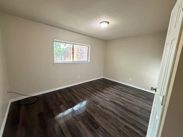 609 Marlow Pl — Photo 8