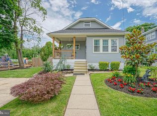 42 Arlington Ave, Stratford, NJ 08084