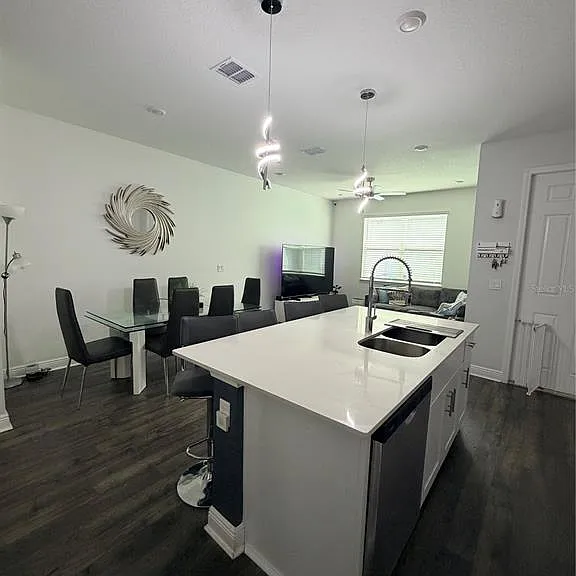 16435 Hamlin Hills Rd — Photo 6