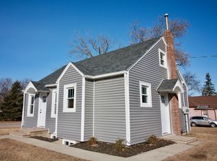 206 1st St NE, Lidgerwood, ND 58053