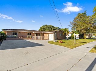 14760 Lewis Rd, Miami Lakes, FL 33014