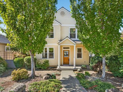 557 N Mountain Ave, Ashland, OR, 97520