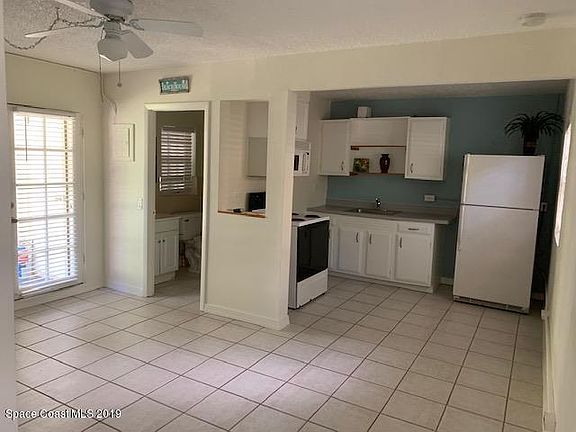 3rd image of 170 26th St #0