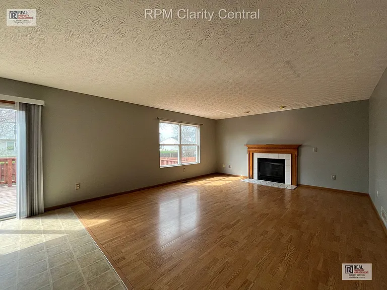 7693 Brunfield Dr — Photo 4