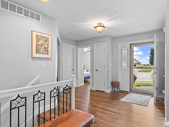 4th image of 2705 Johnathan Pl