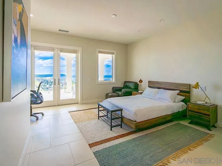 1001 La Jolla Rancho Rd — Photo 34