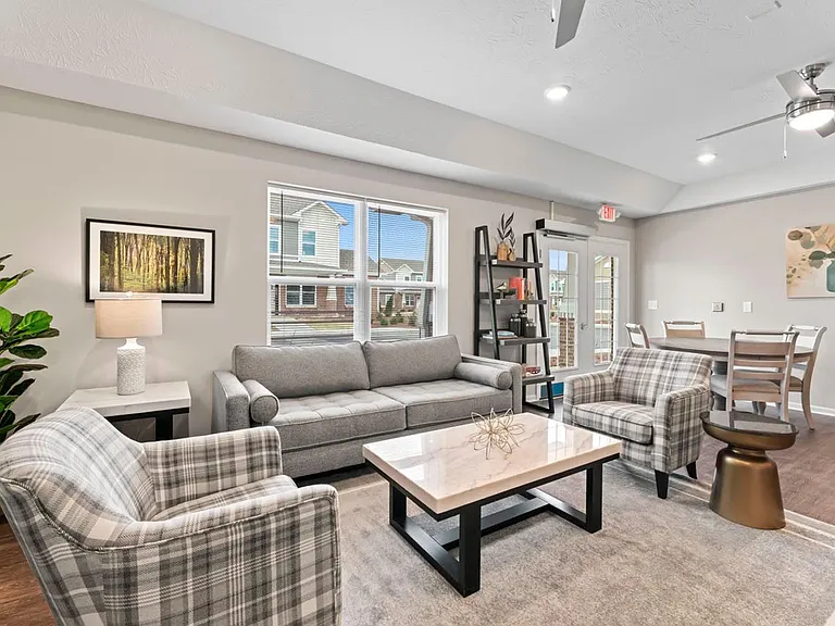 Pebble Village Townhomes — Photo 10