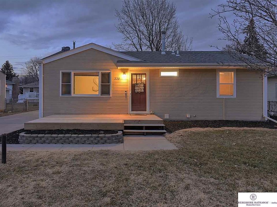 1st image of 220 Highland Dr