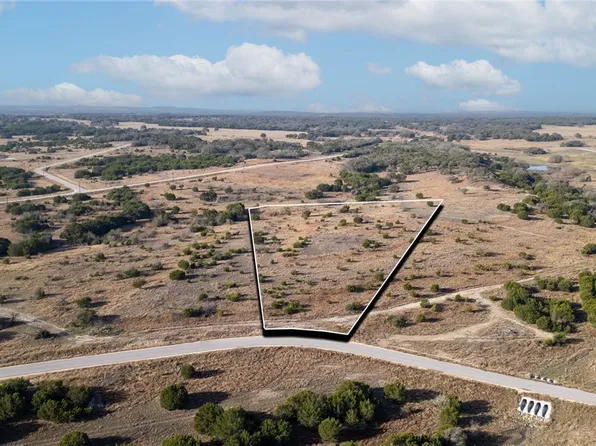 659 Shin Oak Dr, Lampasas, TX 76550