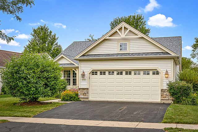 1st image of 11743 Wildrose Dr