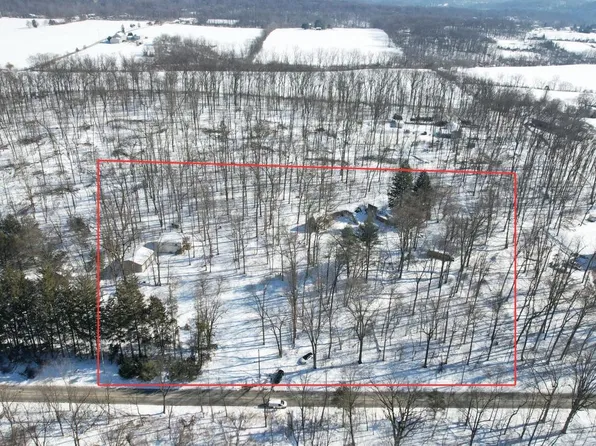 233 Congo Niantic Rd, Barto, PA 19504