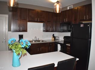 401 SW A St, Bentonville, AR 72712