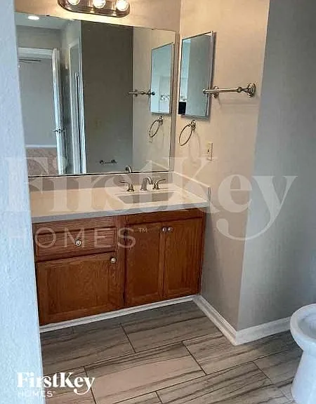 8047 Queensferry Ln — Photo 10
