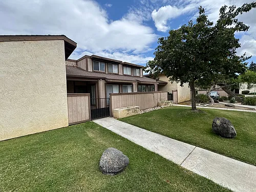 5201 Dunsmuir Rd #37 Photo 1