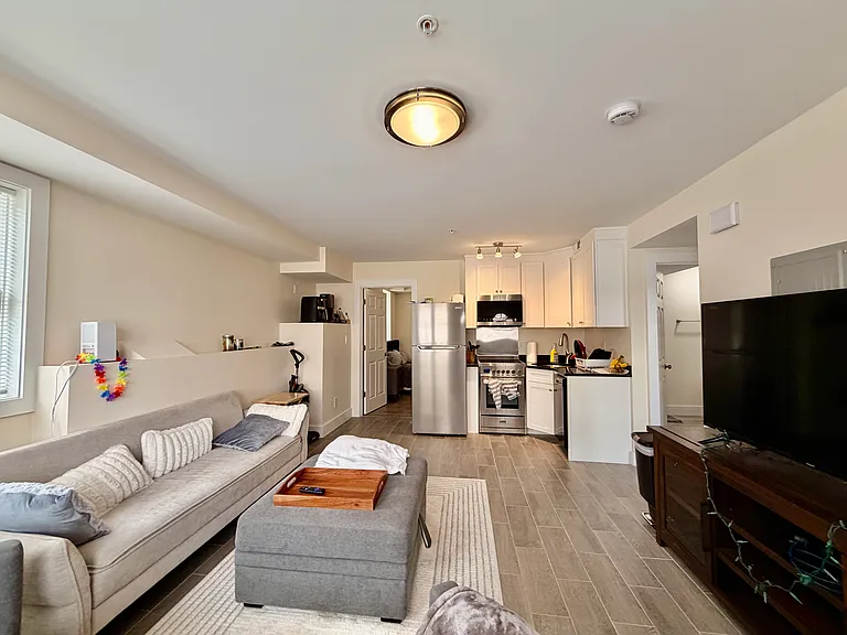 13 Dalby St #1 — Photo 6