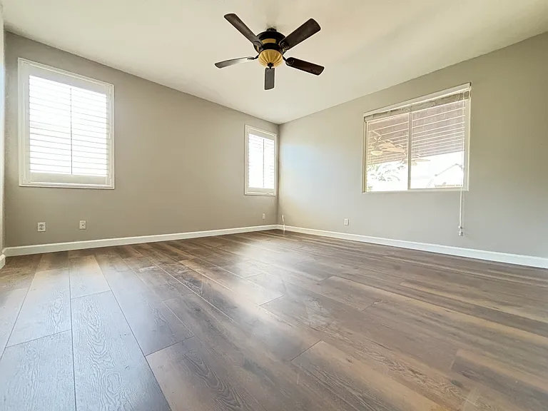 5404 Friesian Way — Photo 14