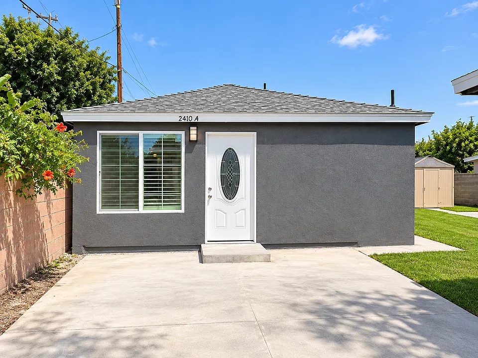 2410 Clark Ave #A