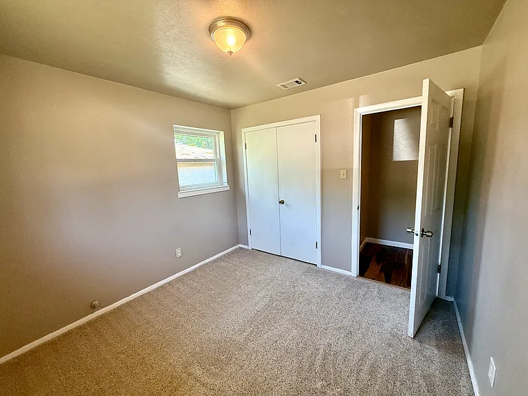 6728 Karen Dr — Photo 15