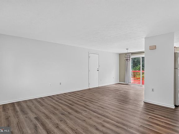 4th image of 4312 Rolling Stone Way