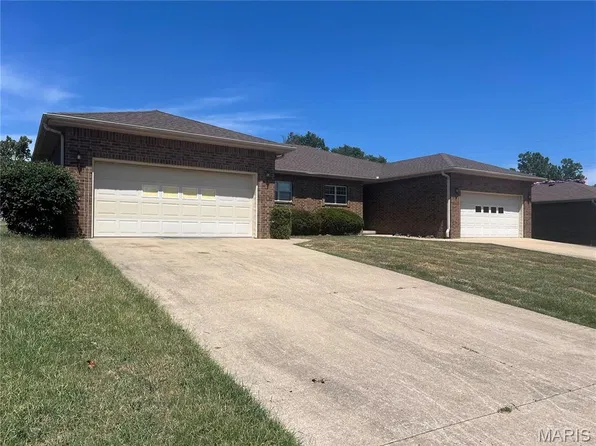 509-511 Zachary Dr, Lebanon, MO 65536