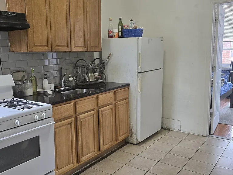 741 Jackson St #2 — Photo 5