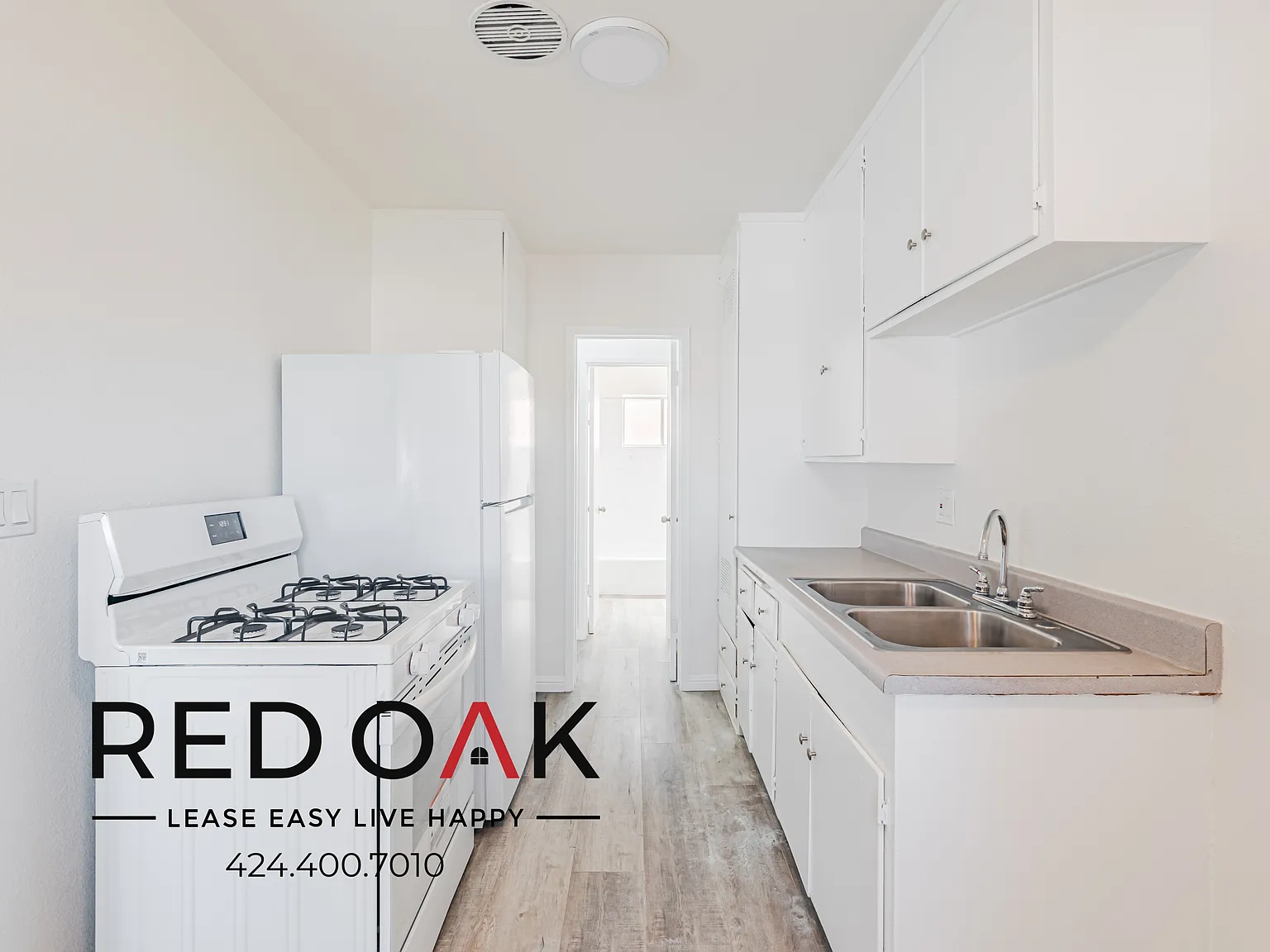 ~Low Deposit~ Sophisticated One Bedroom With Eat-In Kitchen And Garage Parking ~ In El Monte! — Photo 2