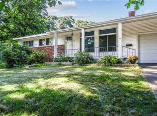 38 Spring Rd, North Kingstown, RI 02852