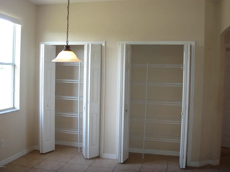 1749 Tullagee Ave — Photo 17