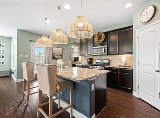 214 Cyril Dr, Hutto, TX 78634