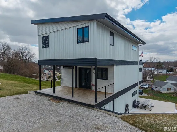 421 N County Line Rd, Markle, IN 46770