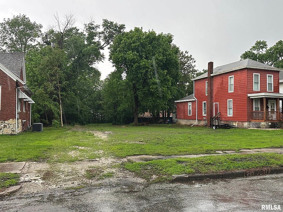1st image of 349 W Beecher Ave