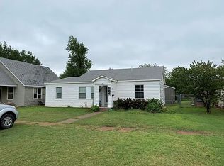 604 N Jackson St, Altus, OK 73521