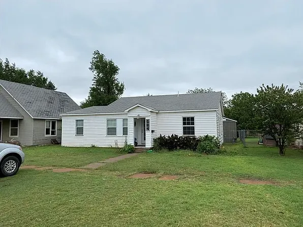 604 N Jackson St, Altus, OK 73521