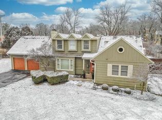 3812 Eastvale Dr, Fairway, KS 66205