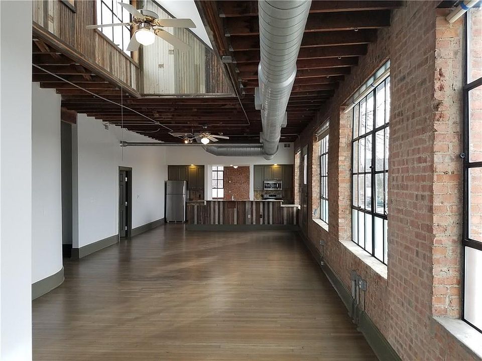 1st image of 709 W Magnolia Ave APT B