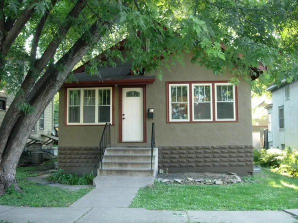 1048 24th Ave SE, Minneapolis, MN 55414