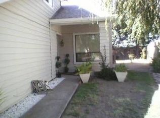 1255 Rio Cresta Way, Sacramento, CA 95834