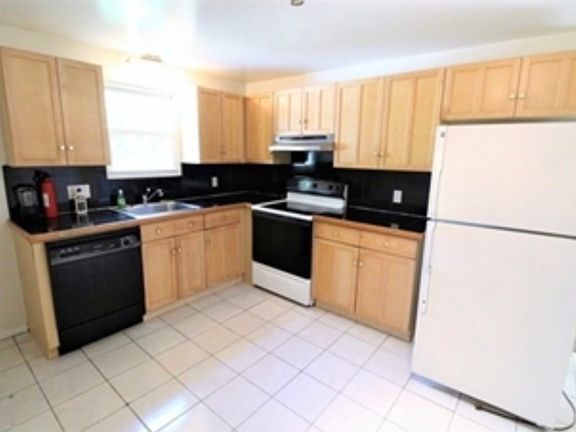 Eat in Kitchen
