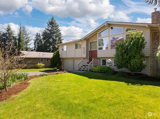 8901 NE 191st Pl, Bothell, WA 98011