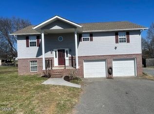 1703 N Ridge Ct, Sevierville, TN 37862