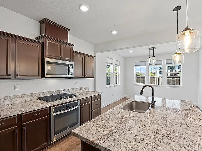 119 Chickadee Ln — Photo 8